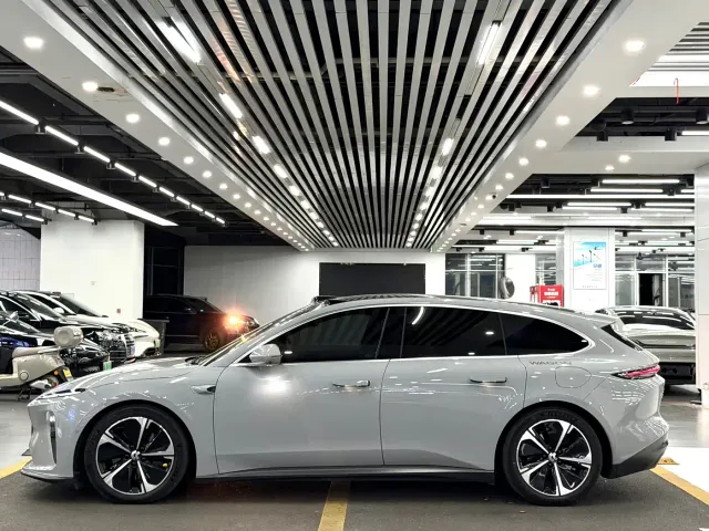 Nio ET5 Touring — Фото автомобиля 7