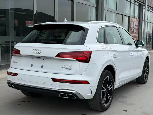 Audi Audi Q5L 2024 Model 40 TFSI Fashion Dynamic — Фото автомобиля 15