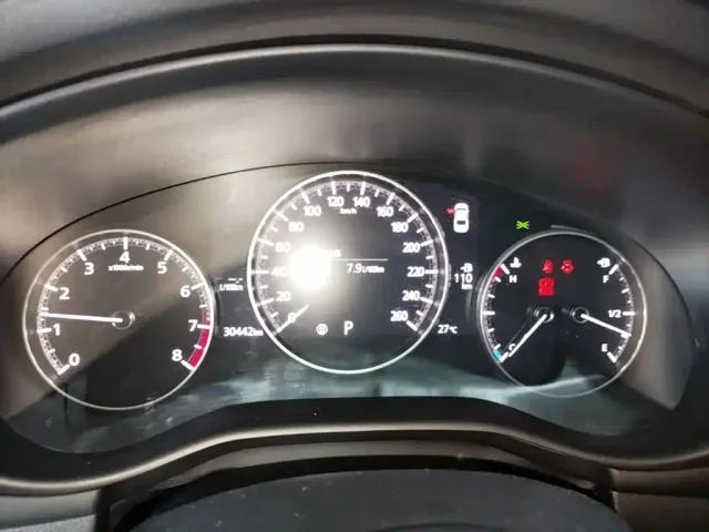 Mazda Axela — Фото автомобиля 11
