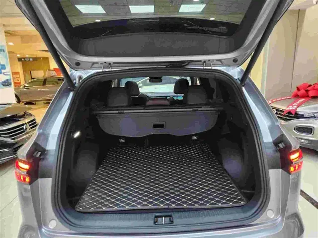 Geely Xingyue L — Фото автомобиля 17