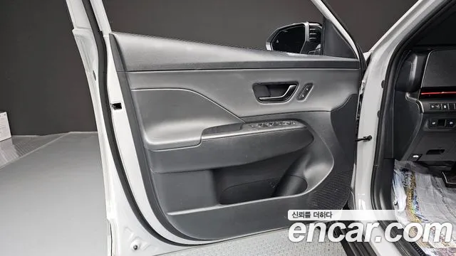Hyundai Kona SX2 — Фото автомобиля 13
