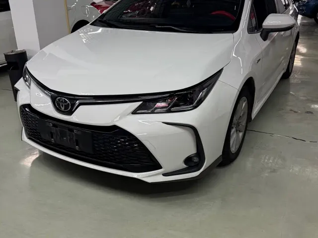 Фотография автомобиля — Toyota Corolla