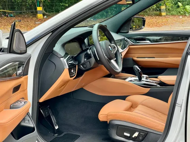BMW 6 Series Gran Turismo — Фото автомобиля 4