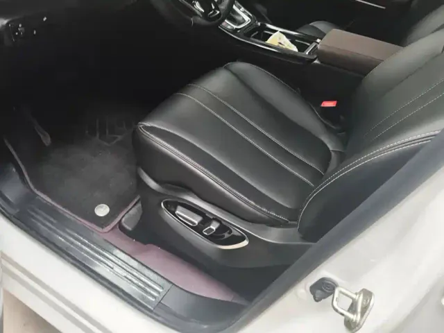 GAC Trumpchi M6 — Фото автомобиля 9