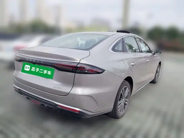 Geely Galaxy Stellar 6 — Фото автомобиля 4
