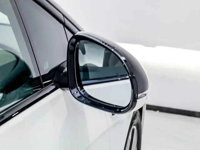 Li Auto i6 — Фото автомобиля 13