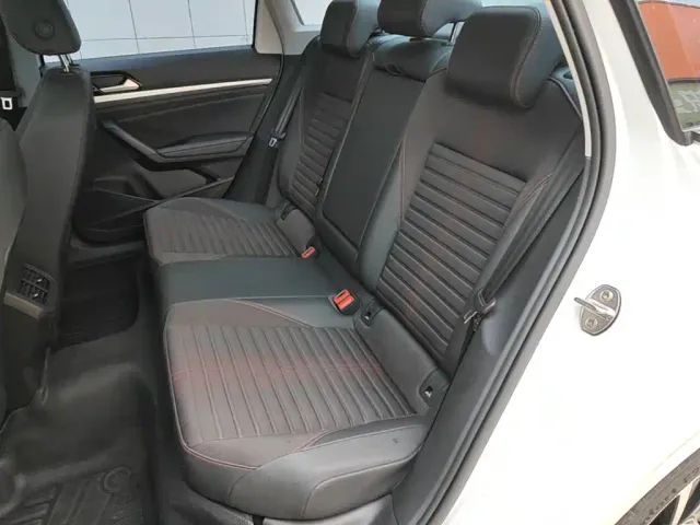 Volkswagen Lavida 2024 Model 300TSI DSG Starlight Full Comfort Edition — Фото автомобиля 12