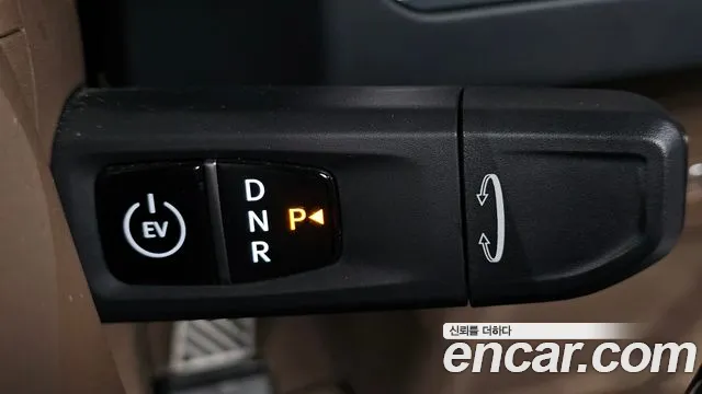 Kia EV9 Long Range 4WD — Фото автомобиля 7