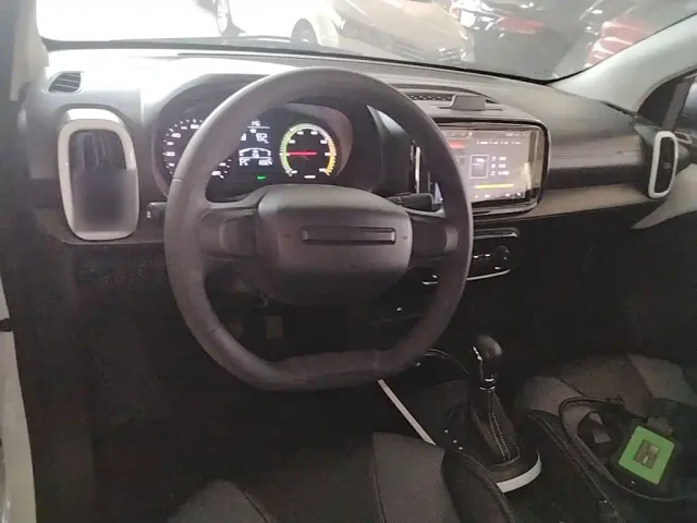 Roewe Clever — Фото автомобиля 9