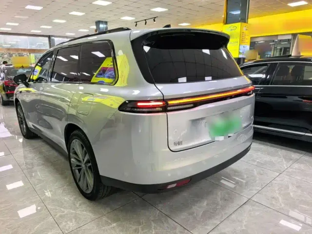 Leapmotor C16 — Фото автомобиля 4