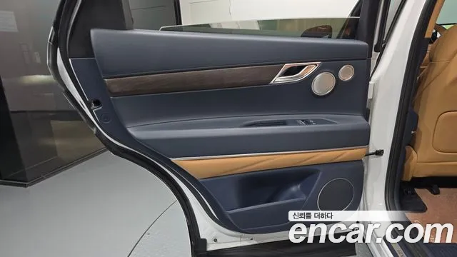 Genesis GV80 — Фото автомобиля 14