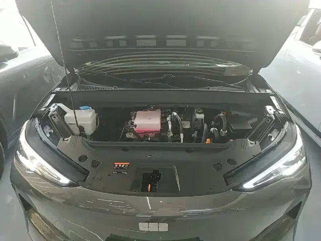 Geely Galaxy E5 — Фото автомобиля 19