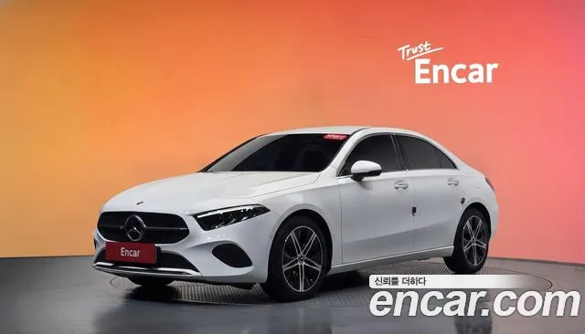 Фотография автомобиля — Mercedes-Benz A-Class W177