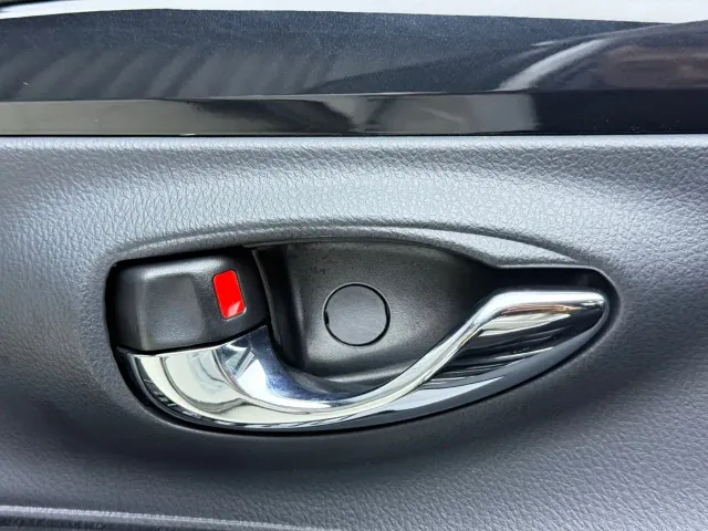 Toyota YARiS L Zhi Xuan — Фото автомобиля 14
