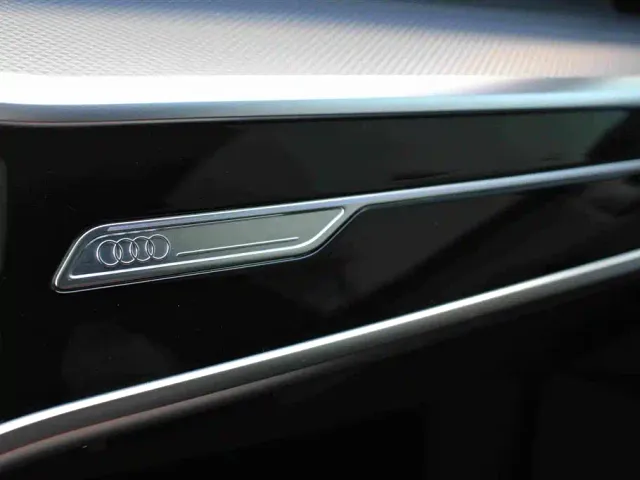 Audi A6L — Фото автомобиля 11