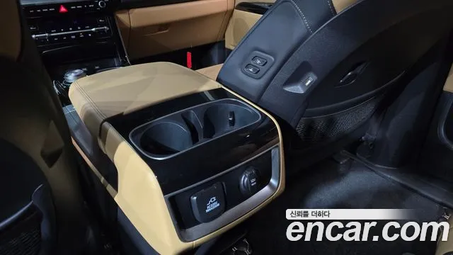 Kia Canival Carnival 4 поколение Дизель 9 мест Signature — Фото автомобиля 19
