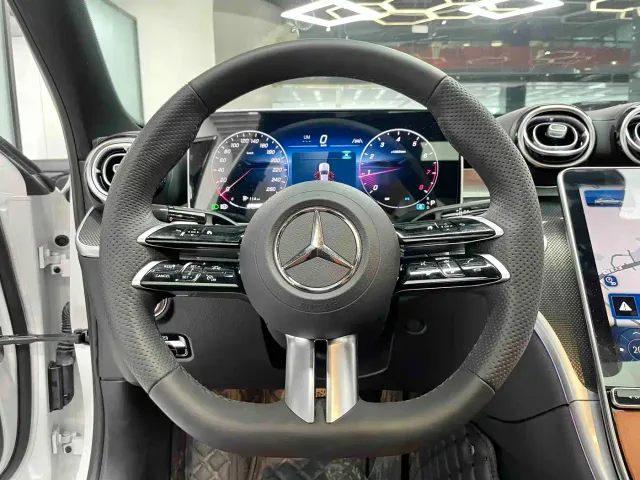 Mercedes-Benz C-Class — Фото автомобиля 14