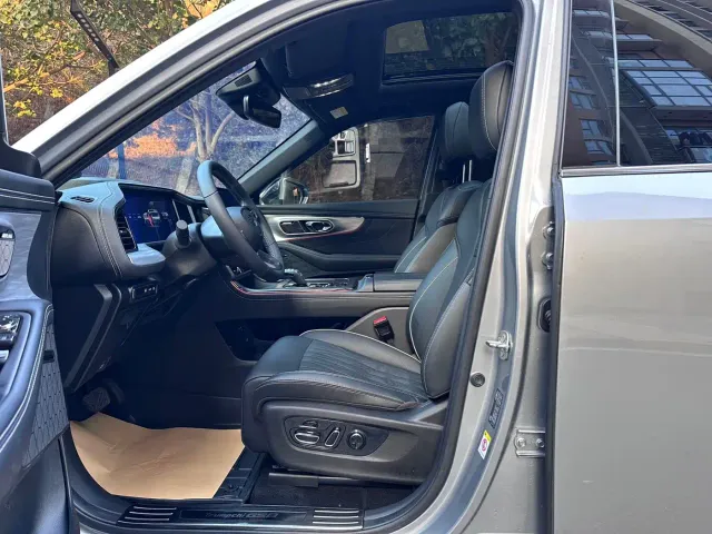 GAC Trumpchi GS8 — Фото автомобиля 5