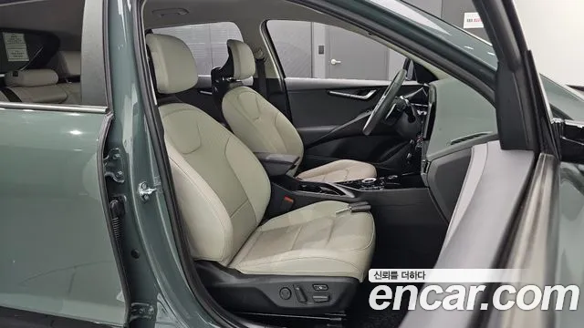 Kia Niro The All New Niro — Фото автомобиля 12