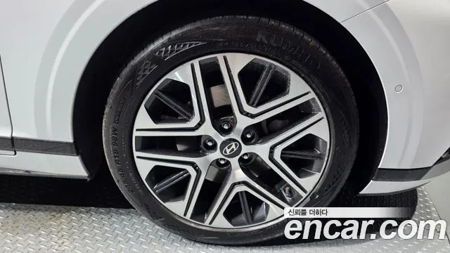 Hyundai Grandeur Grandeur (GN7) 2.5 Бензин 2WD — Фото автомобиля 5