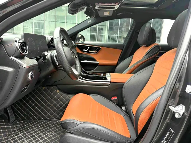 Mercedes-Benz C-Class — Фото автомобиля 4