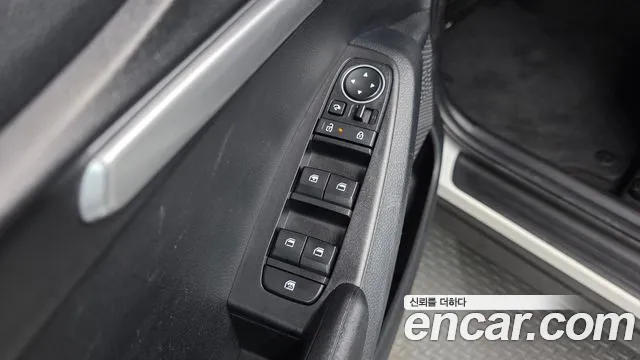 Kia Seltos Новый Seltos Бензин 2.0 2WD — Фото автомобиля 11
