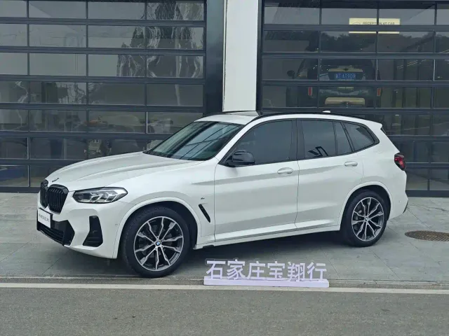 Фотография автомобиля — BMW X3