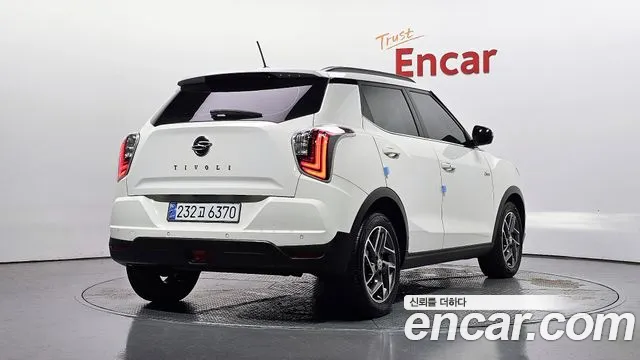 KG_Mobility_Ssangyong TIBOLI Very New Tivoli Бензин 1.5 2WD — Фото автомобиля 2