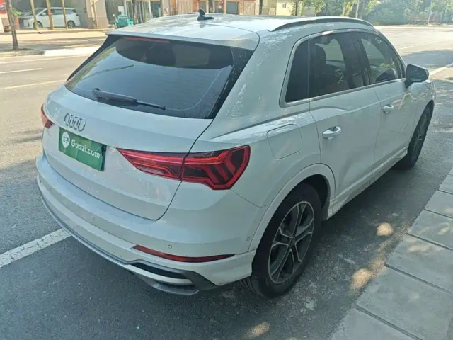 Audi Q3 — Фото автомобиля 6