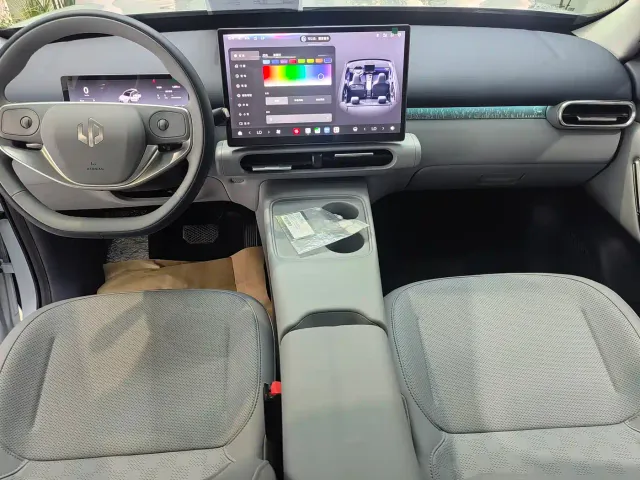 Leapmotor A10 — Фото автомобиля 4