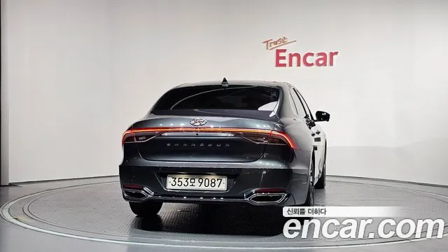 Hyundai Grandeur — Фото автомобиля 4