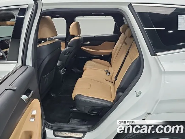 Hyundai Santa Fe Santa Fe (New) — Фото автомобиля 12