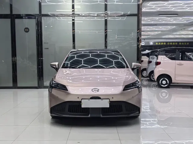GAC Aion S Plus — Фото автомобиля 2