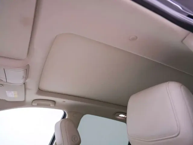 Cadillac XT5 — Фото автомобиля 12