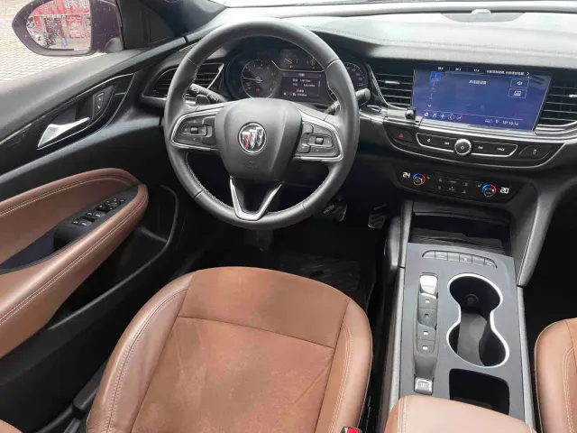 Buick Regal — Фото автомобиля 14