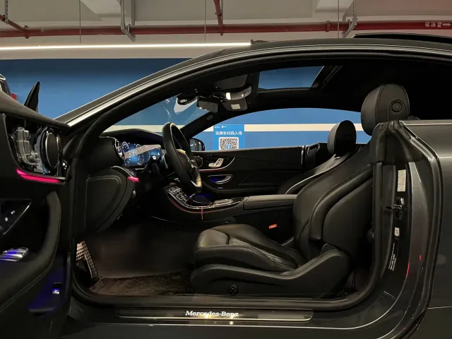 Mercedes-Benz E-Class — Фото автомобиля 18
