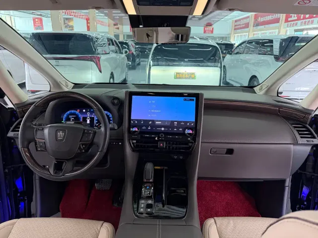 Toyota Vellfire — Фото автомобиля 10