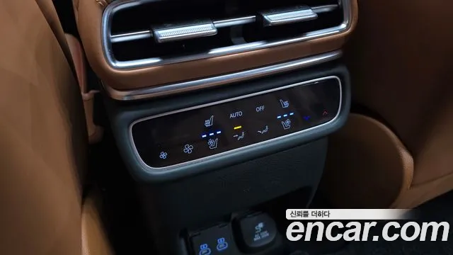 Genesis GV80 — Фото автомобиля 20