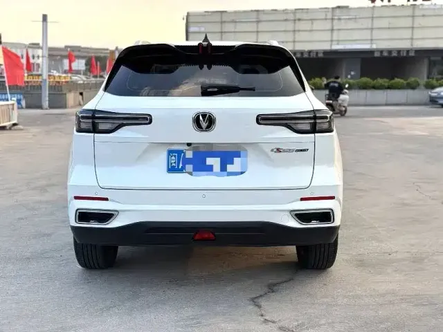 Changan CS55 Plus — Фото автомобиля 9