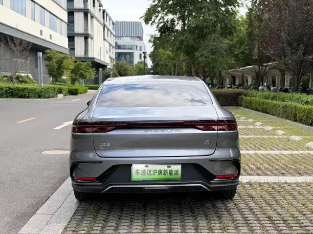 BYD Han — Фото автомобиля 5