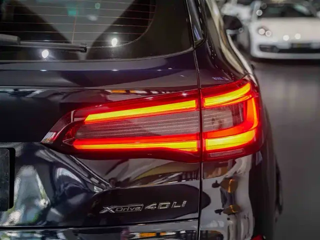 BMW X5 — Фото автомобиля 15