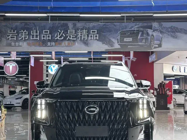 GAC Trumpchi GS8 — Фото автомобиля 3