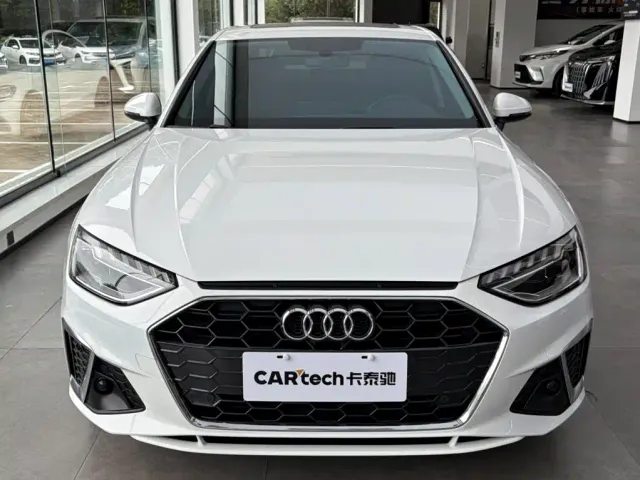 Audi A4L — Фото автомобиля 2