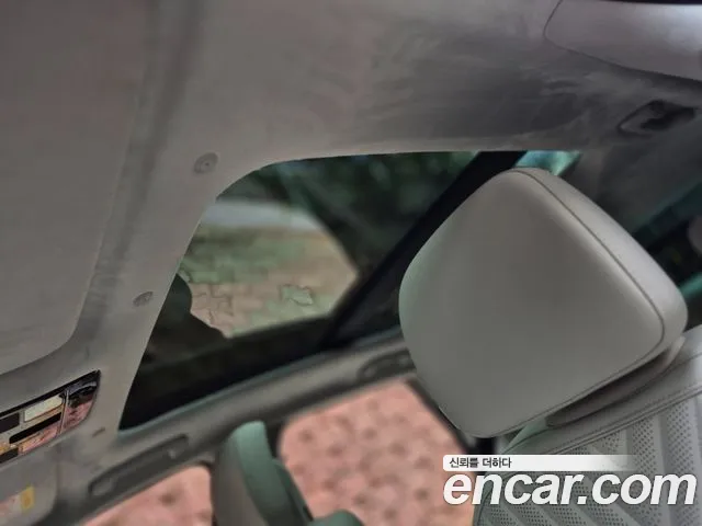 Hyundai Grandeur Grandeur (GN7) 2.5 Бензин 2WD — Фото автомобиля 12