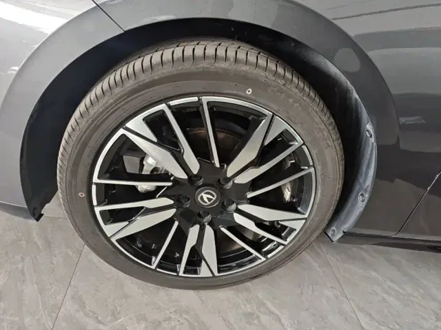 Changan Eado — Фото автомобиля 22