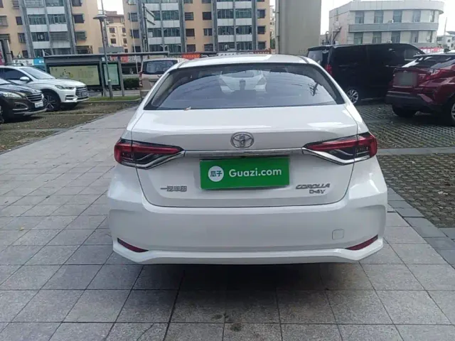 Toyota Corolla — Фото автомобиля 5
