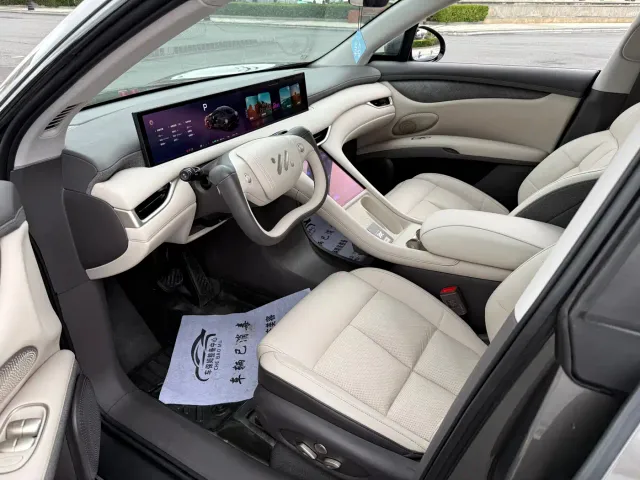 IM Motors LS6 — Фото автомобиля 5
