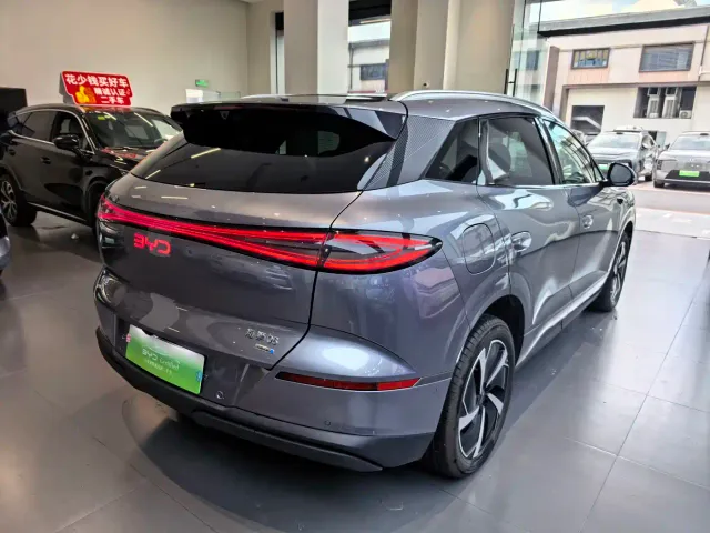 BYD Sealion 06 — Фото автомобиля 6