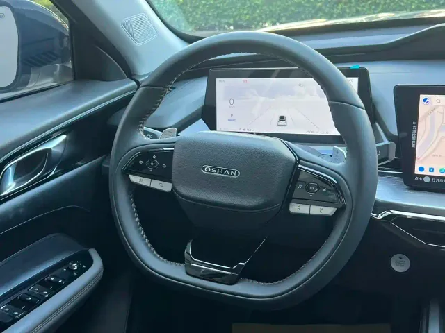 Changan Z6 — Фото автомобиля 18