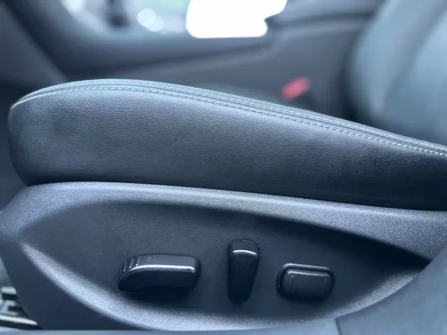 Infiniti Q50L — Фото автомобиля 16